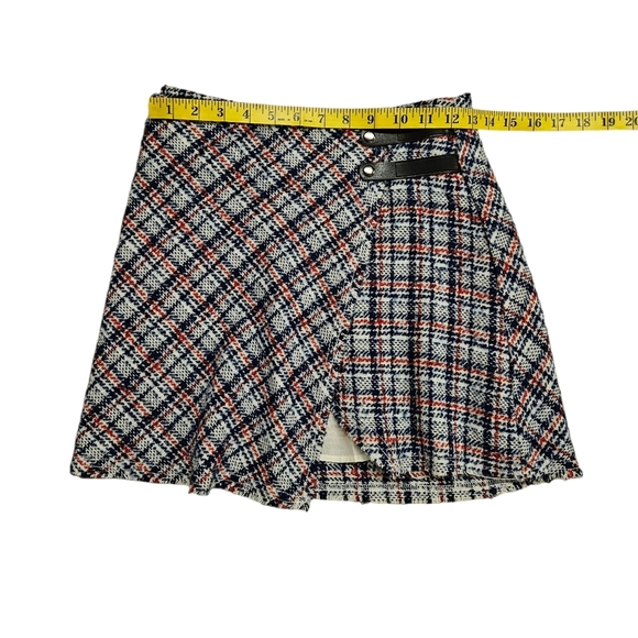 Urban Outfitters Huntley Wool Wrap Mini Skirt In Blue And Red Plaid Sz Small NWT - Picture 5 of 9